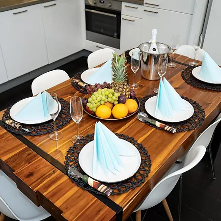 Kingdom Silver Deluxe דירה