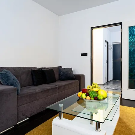Kingdom Silver Deluxe Apartman