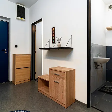 Kingdom Silver Deluxe Apartman *