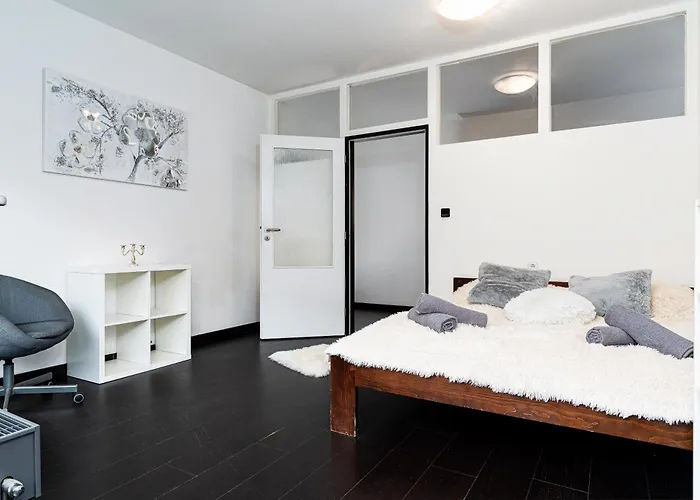 Kingdom Silver Deluxe Apartment Prag
